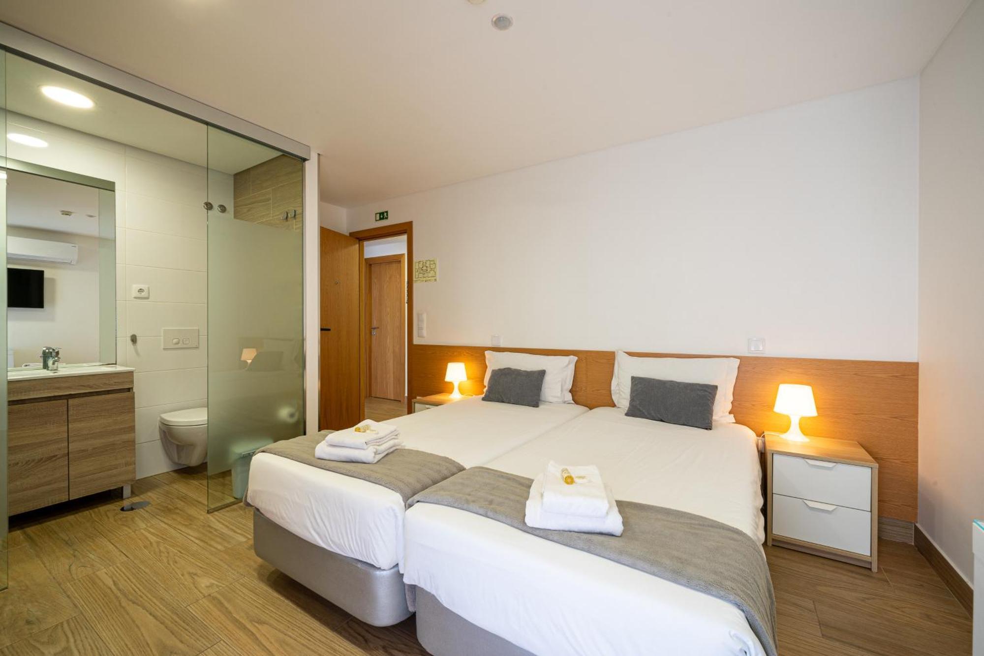Central Suites 3 São João da Madeira Exterior photo